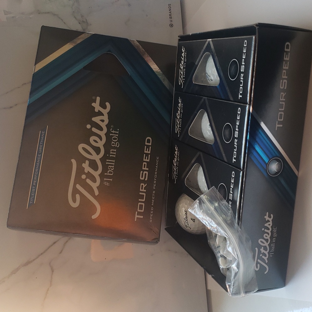 Titleist Tour Speed Golf Balls in Blue and Silver Packaging - Picture 3 of 5